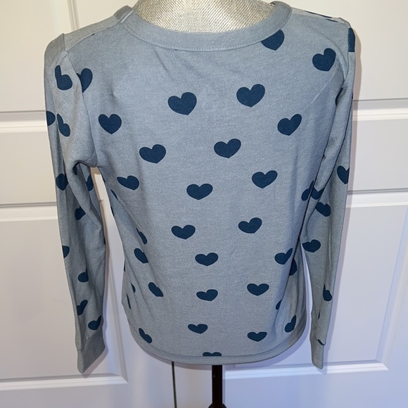 NWT Chaser Blue top with hearts - Picture 5 of 7